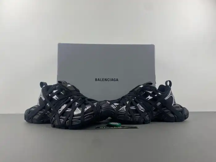 Rep BK BLCG 3XL SNEAKER 734734 W3XL1 1090 0126