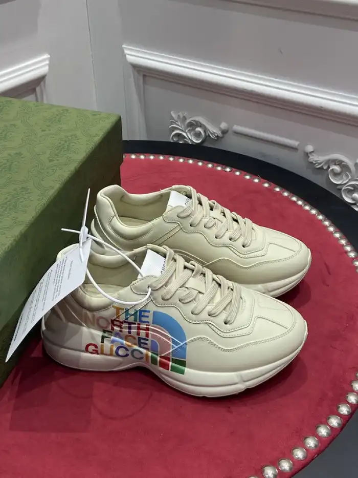 Rep BK The North Face x Gucci Rhyton sneaker 685641 DRW00 9522 0127