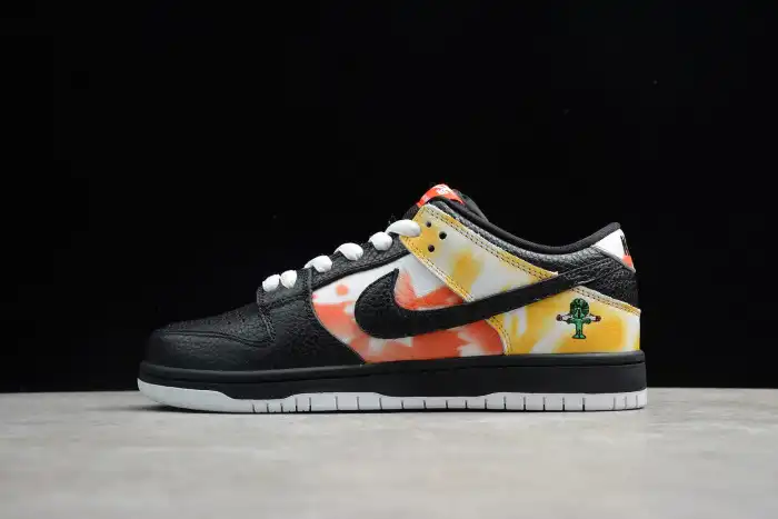 Reps BK NIKE SB DUNK LOW RAYGUN TIE-DYE BLACK BQ6832-001 0203