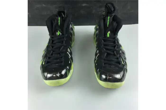 Rep BK NIKE AIR FOAMPOSITE ONE PARANORMAN 'PARANORMAN' 579771-003 0203