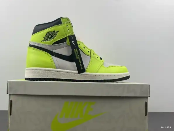 Rep BK 555088-702 Air Jordan 1 Volt OG High 0210