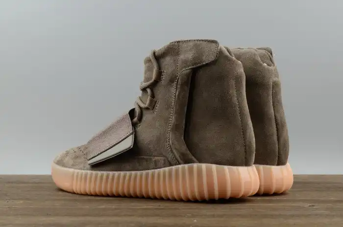 Rep BK adidas Yeezy 750 Boost Light Brown BY2456 0205