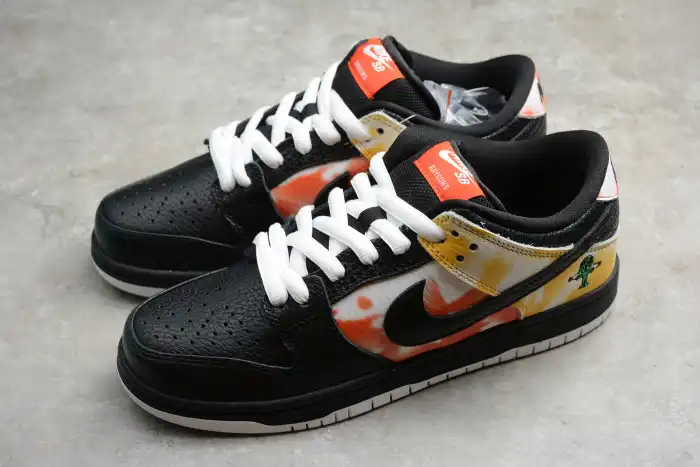 Reps BK NIKE SB DUNK LOW RAYGUN TIE-DYE BLACK BQ6832-001 0203