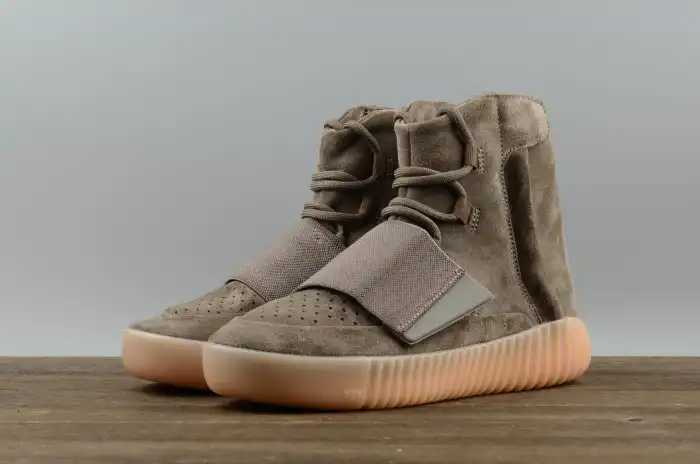 Rep BK adidas Yeezy 750 Boost Light Brown BY2456 0205