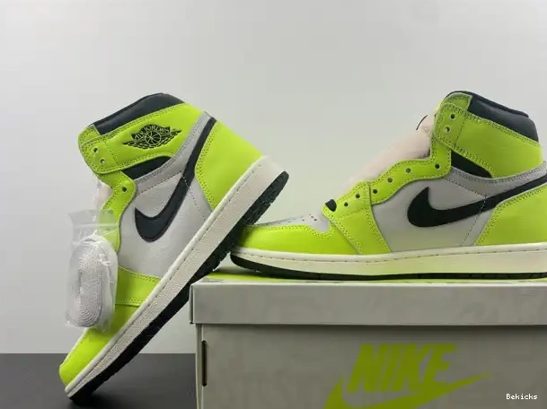 Rep BK 555088-702 Air Jordan 1 Volt OG High 0210