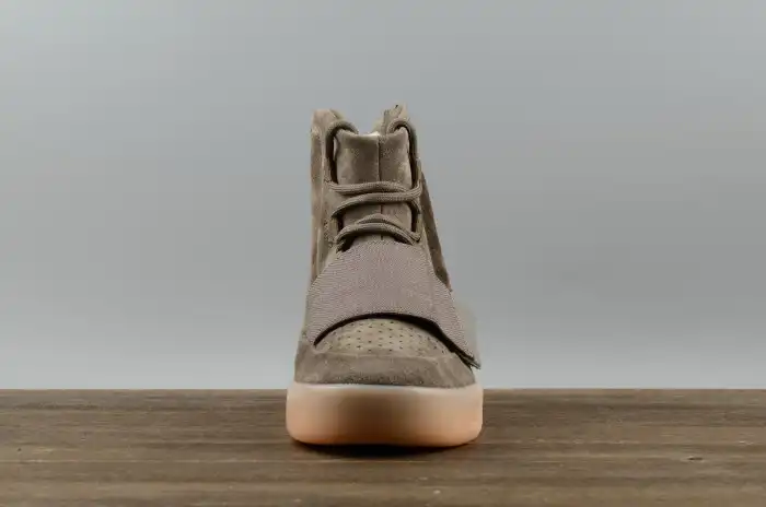 Rep BK adidas Yeezy 750 Boost Light Brown BY2456 0205